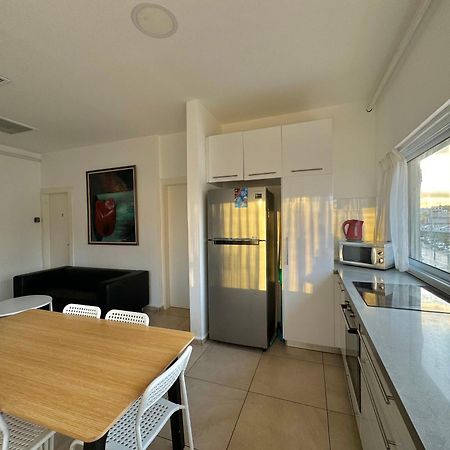 Begin19 Apartments & Hostel Tel Aviv Exterior foto